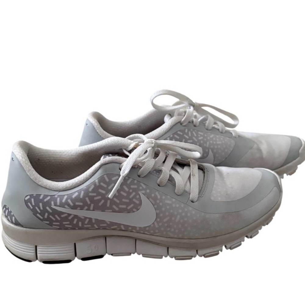Nike Women's White and Gray Sneakers